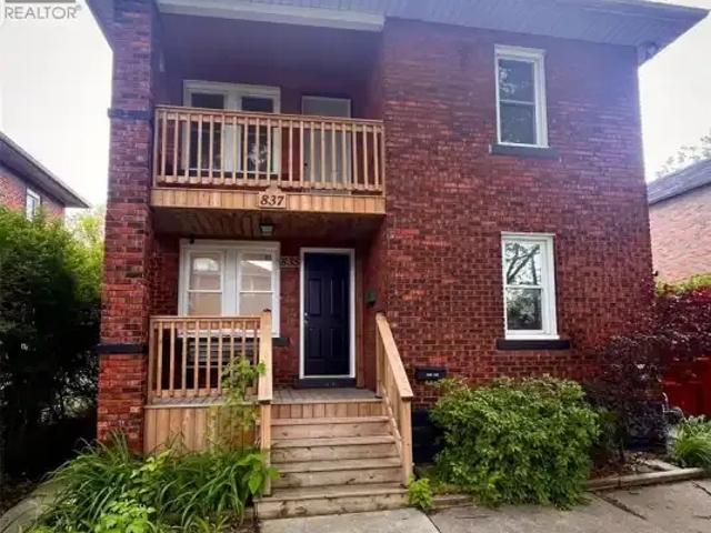 2 Bedroom Apartment Windsor ON 104257425
