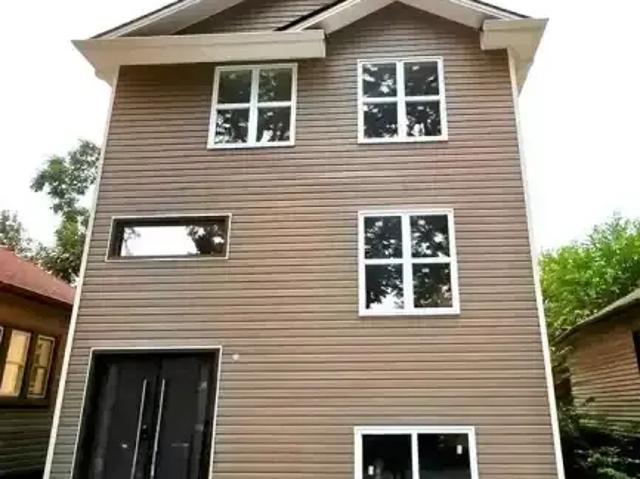2 Bedroom Apartment Windsor ON 105004810
