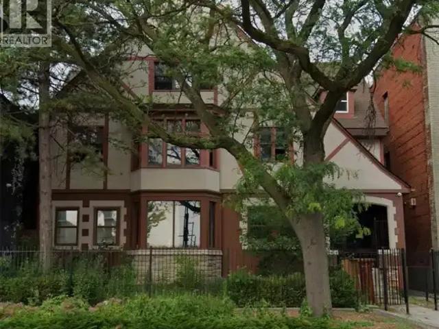 2 Bedroom Apartment Windsor ON 101877771
