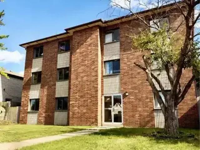 2 Bedroom Apartment Windsor ON 101879055
