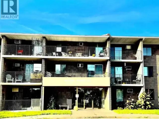 2 Bedroom Apartment Windsor ON 103487766