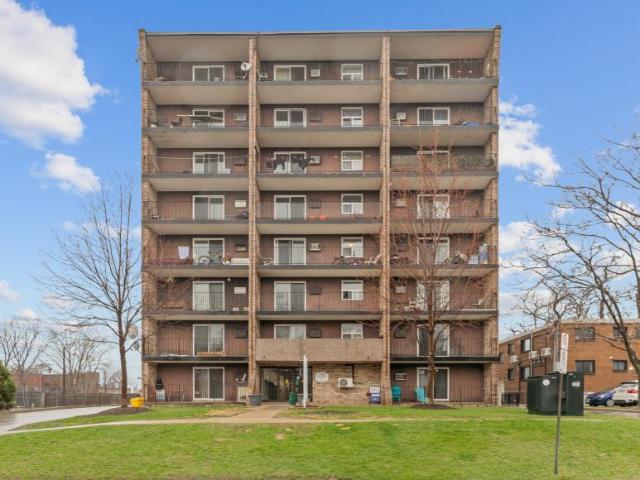 2 Bedroom Apartment Windsor ON LS95845526