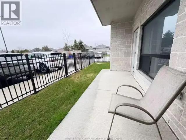 2 Bedroom Apartment Windsor ON LS100901180