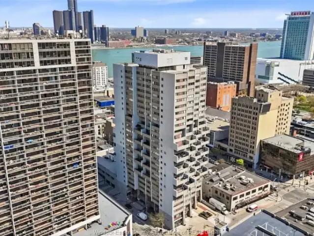 2 Bedroom Apartment Windsor ON LS101585243