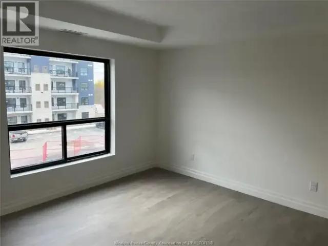 2 Bedroom Apartment Windsor ON LS102658683