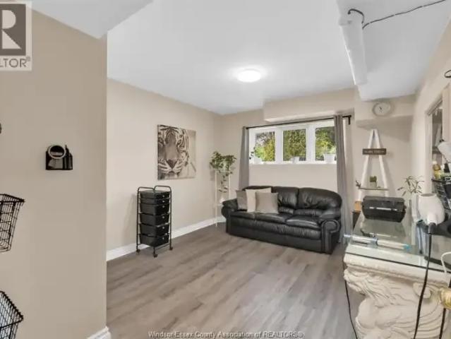 2 Bedroom Apartment Windsor ON LS102715538
