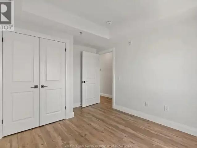 2 Bedroom Apartment Windsor ON LS102811728