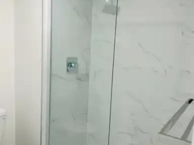 2 Bedroom Apartment Windsor ON LS102915403