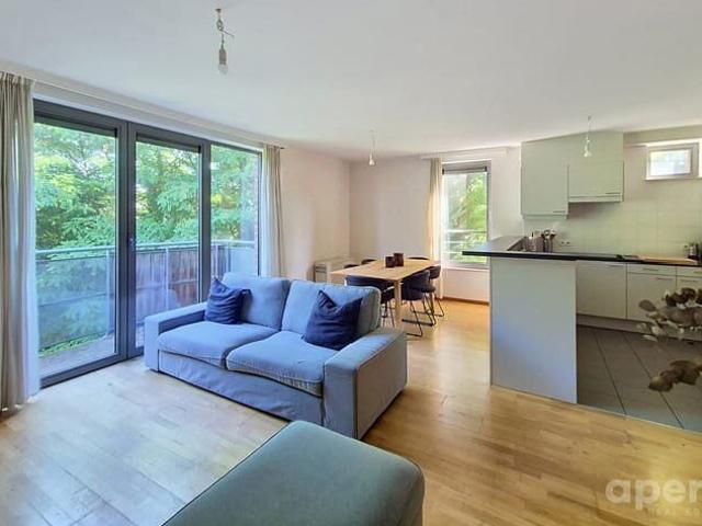 2 bedroom apartment with terrace and parking space