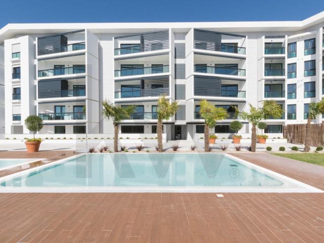 2 bedroom apartment with terrace for rent in the São Miguel Residence condominium in Carcavelos