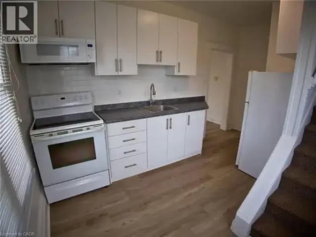 2 Bedroom Apartment Woodstock ON LS100527575