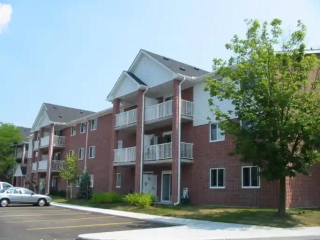 2 Bedroom Apartment Woodstock ON LS102883377