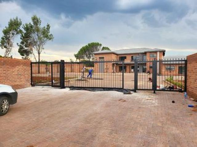 2 bedroom apartments to let in raslouw