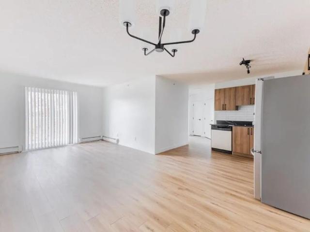 2 Bedroom at Amberwynd Apartments