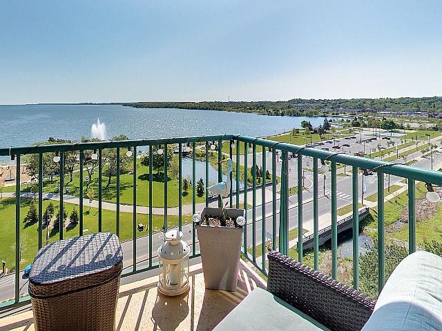 2 Bedroom Barrie Condo spectacular View Of Kempenfelt Bay