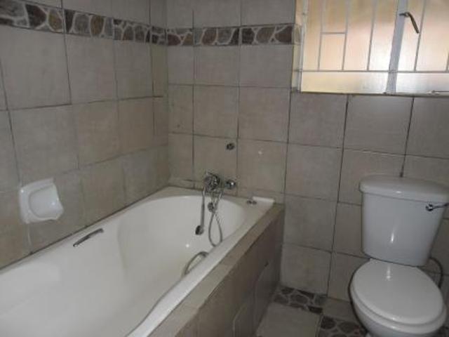 2 Bedroom Garden Cottage in Clayville East