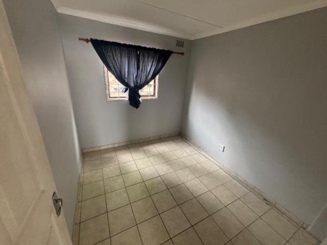 2 Bedroom Garden Cottage in Ashley