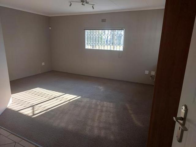 2 Bedroom Garden Cottage in Glen Donald AH