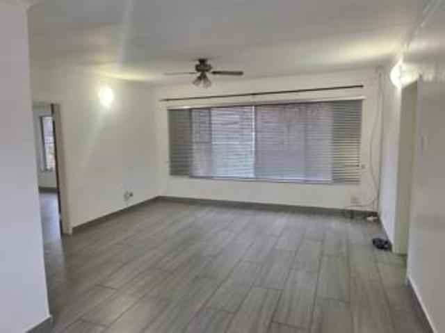 2 Bedroom Garden Cottage in Eastwood