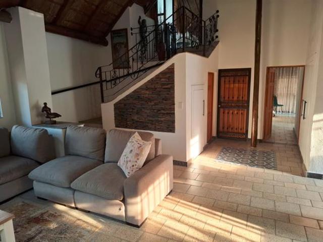 2 Bedroom Garden Cottage in Edenburg