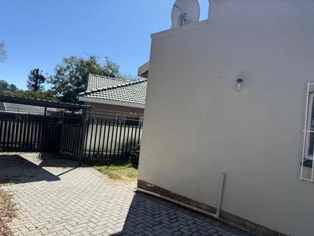 2 Bedroom Garden Cottage in Edenvale