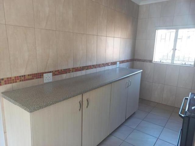 2 Bedroom Garden Cottage in Kanonkop