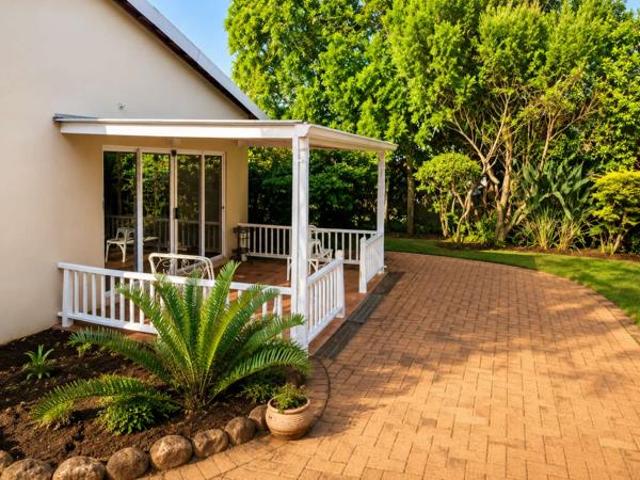 2 Bedroom Garden Cottage in Kloof