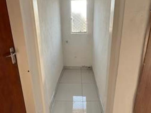 2 Bedroom Garden Cottage in Howick West