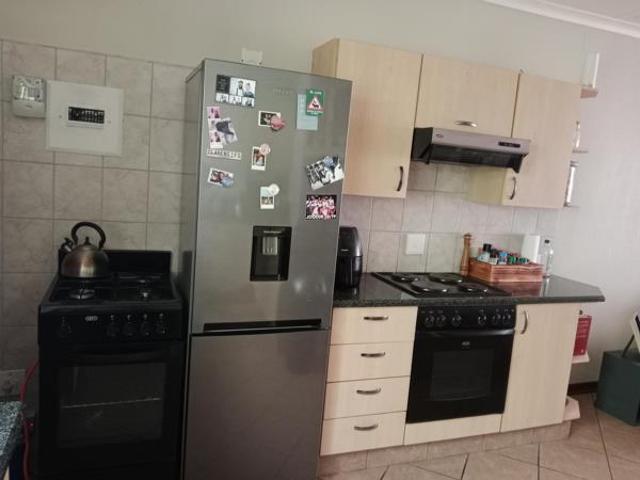 2 Bedroom Garden Cottage in Heidelberg Central
