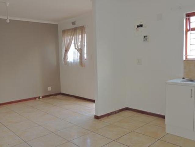 2 Bedroom Garden Cottage in Lotus River