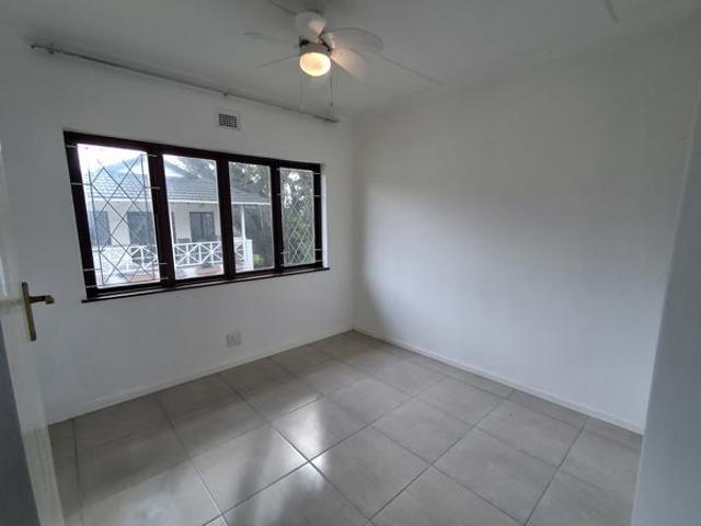 2 Bedroom Garden Cottage in Margate