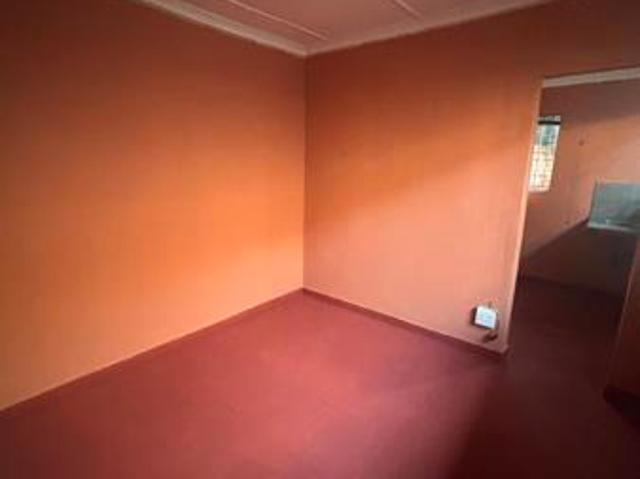 2 Bedroom Garden Cottage in Merebank