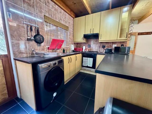 2 Bedroom Garden Cottage in Milnerton Ridge