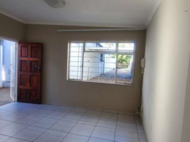 2 Bedroom Garden Cottage in Mindalore
