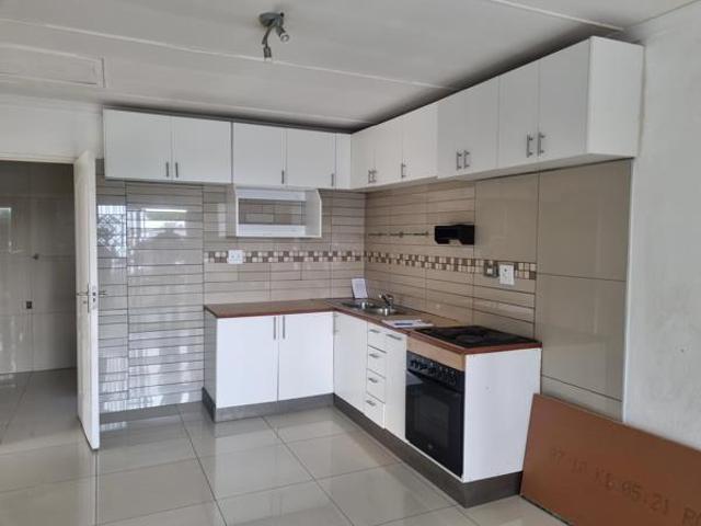 2 Bedroom Garden Cottage in Northdale