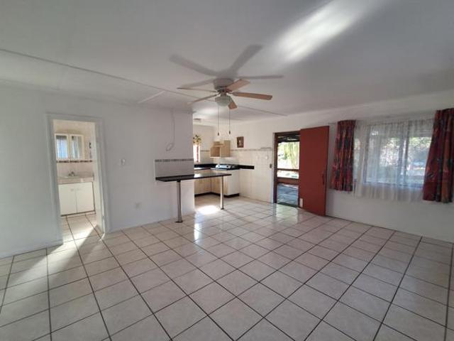2 Bedroom Garden Cottage in Shelly Beach