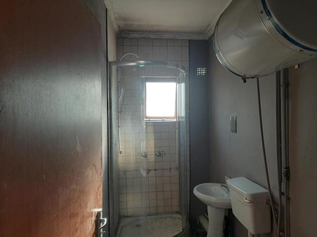 2 Bedroom Garden Cottage in Silverglen
