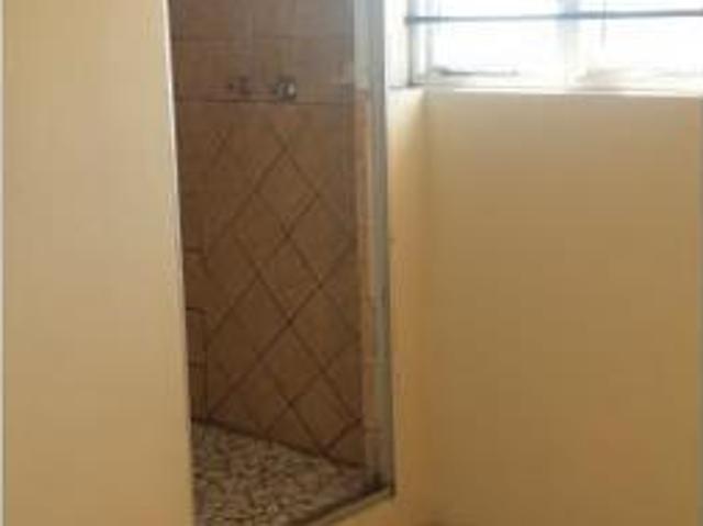 2 Bedroom Garden Cottage in Sydenham