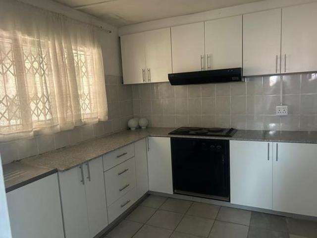 2 Bedroom Garden Cottage in Sydenham