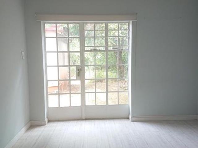 2 Bedroom Garden Cottage in Parktown