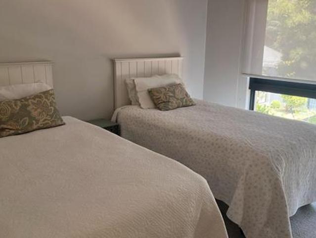 2 Bedroom Garden Cottage in Parkwood