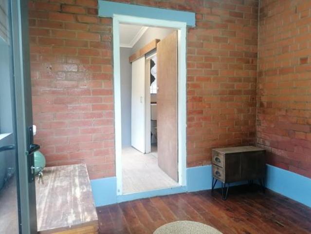 2 Bedroom Garden Cottage in Prestbury
