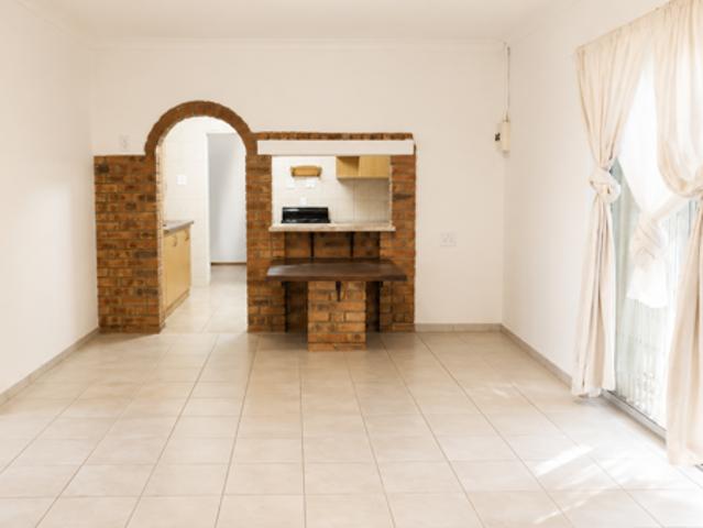 2 Bedroom Garden Cottage in Primindia