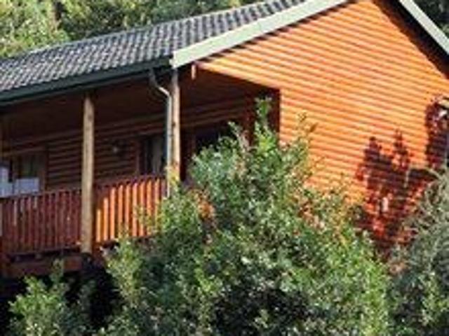 2 Bedroom Garden Cottage in Riviera