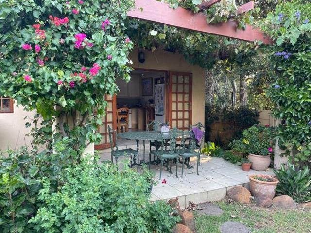 2 Bedroom Garden Cottage in Rivonia