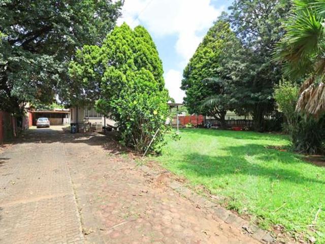 2 Bedroom Garden Cottage in Wentworth Park