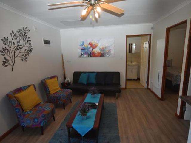 2 Bedroom Garden Cottage in White River Central