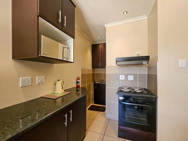 2 Bedroom Garden Cottage in Winklespruit