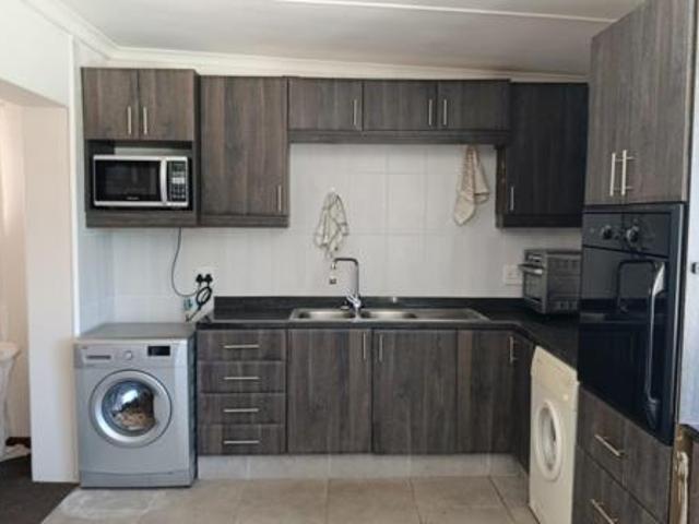 2 Bedroom Garden Cottage in Winston Park