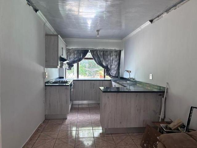 2 Bedroom Garden Cottage in Uvongo